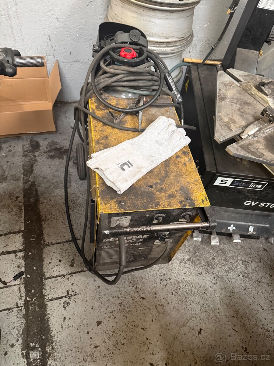 Prodam vybaveni pro autoservis - 15
