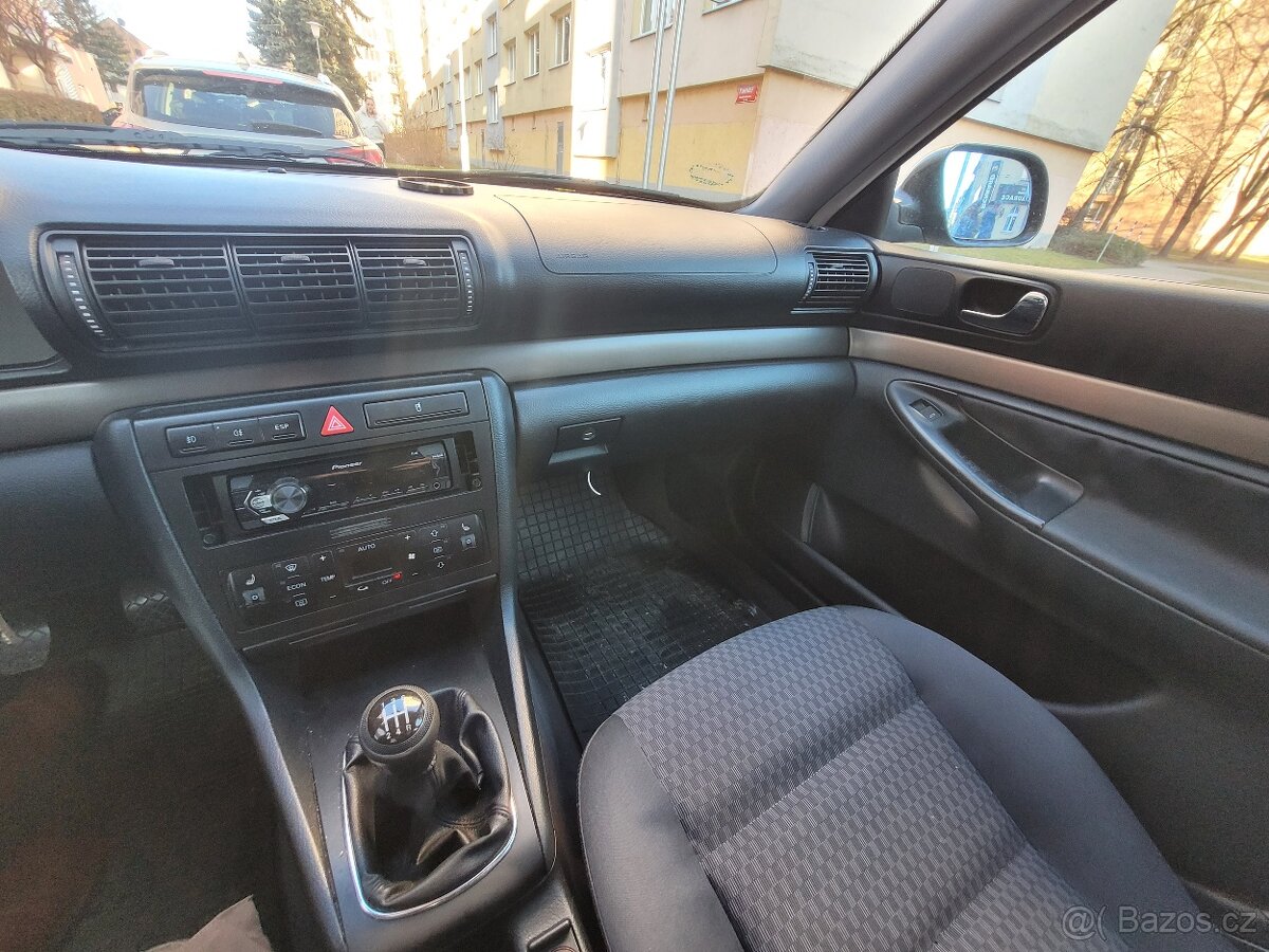 Prodám Audi A4 Avant 1.6 - 15