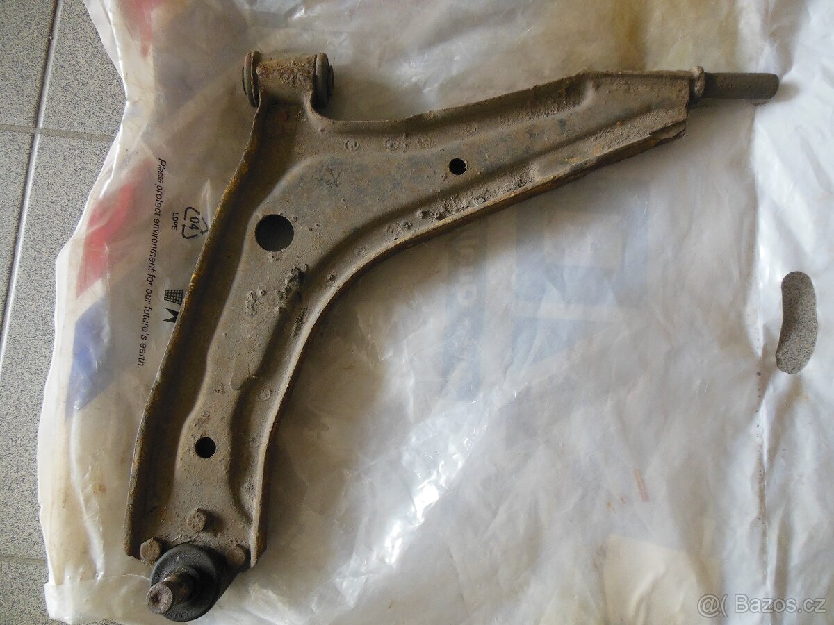 Zapalovací cívka, třmem zadní nápravy.pružiny, ložisko - 15