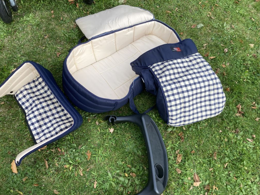 starší kočárek - 15