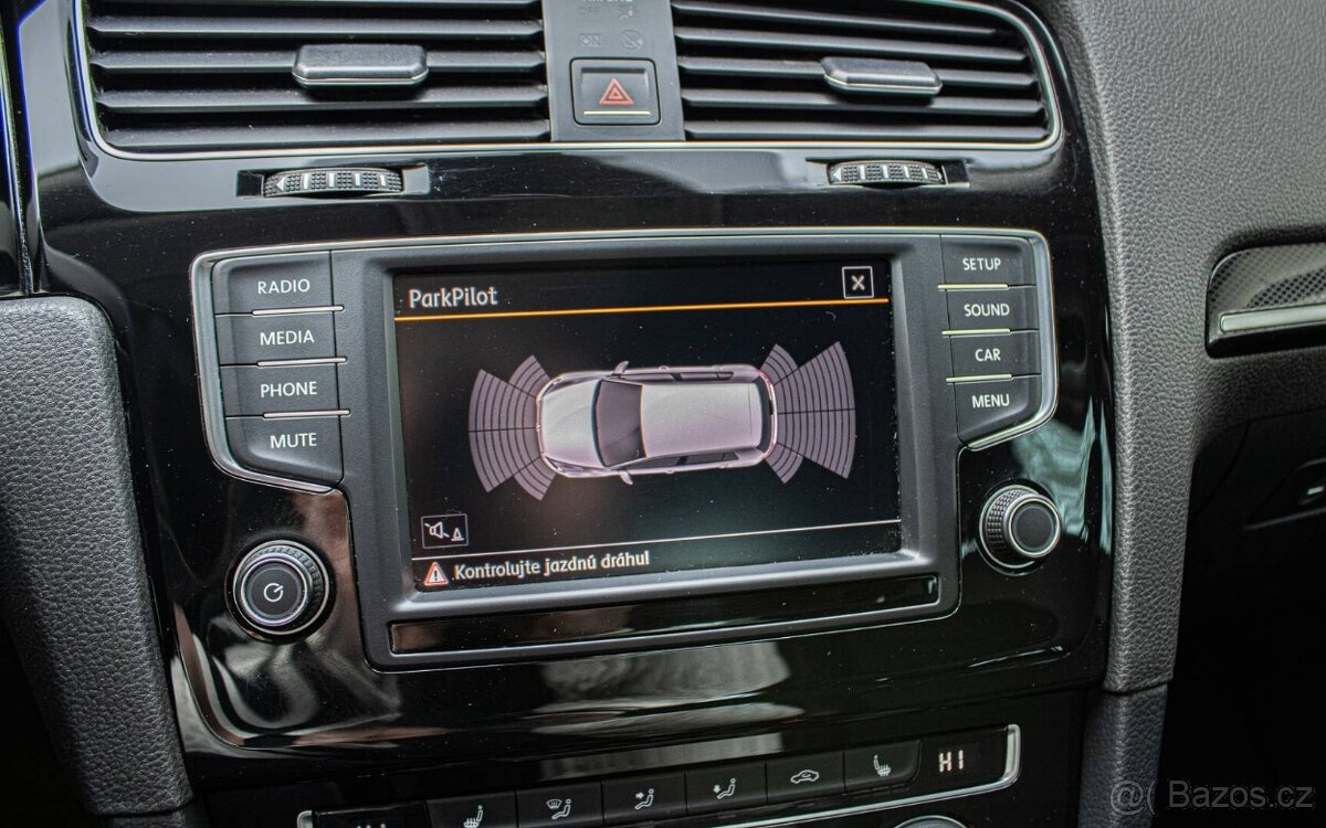 Volkswagen Golf 7 1.4TSI 125k R-Line Highline M6 (SK pôvod) - 15