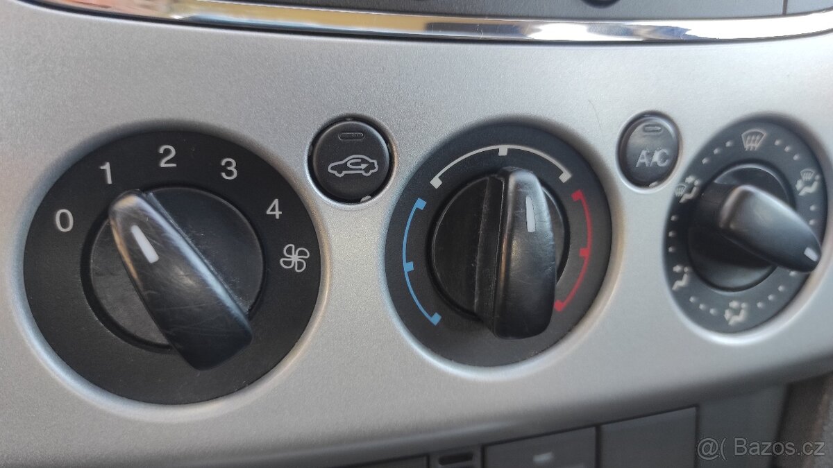 Ford Focus 1,8 TDCi Kombi - 15