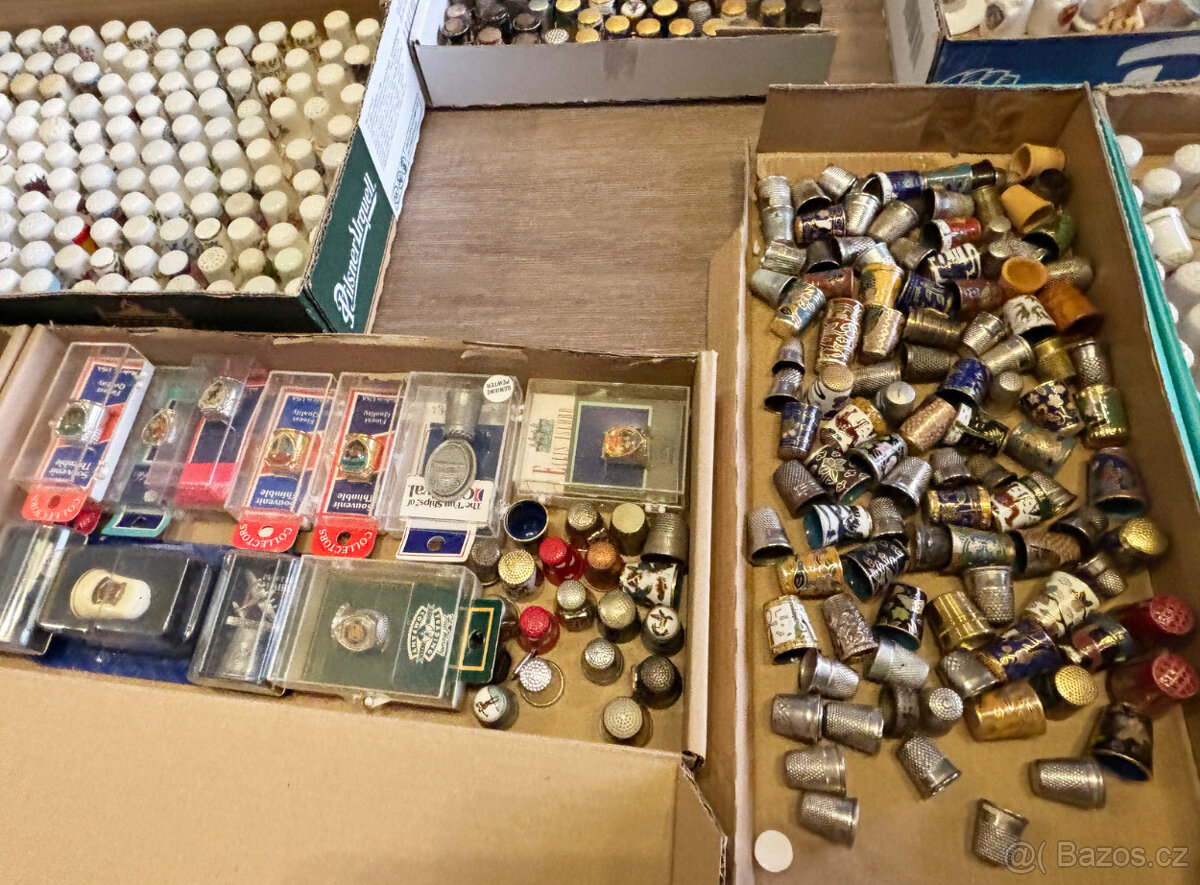 Obří sbírka sběratelských náprstků - 7200 kusů - 15