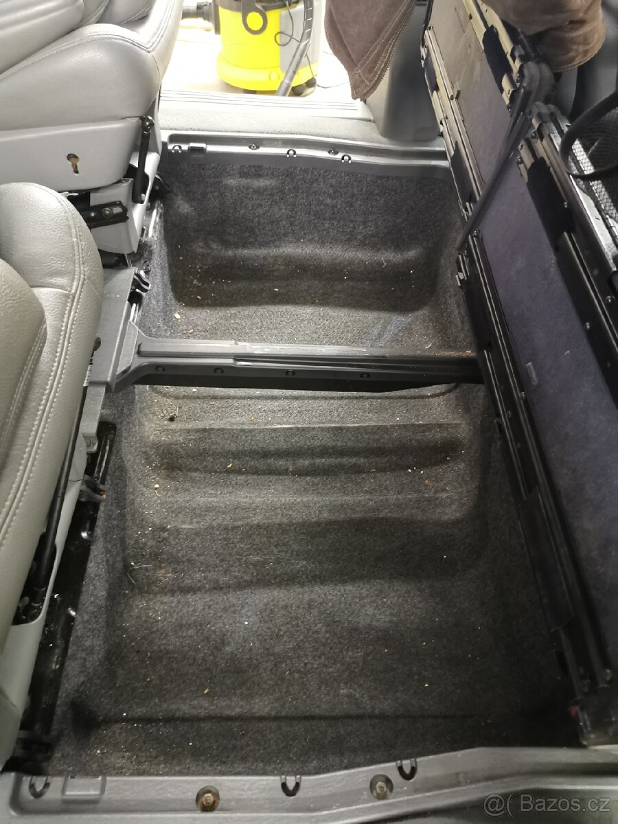 Chrysler grand Voyager limited stown n Go - 15