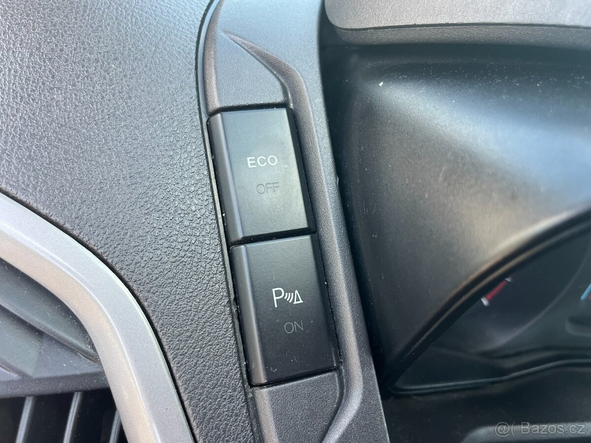 Ford Transit Custom, 2,2 TDCI 9 míst, tažné - 15