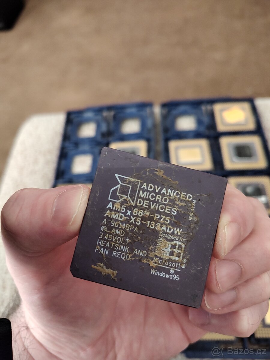 Sbírka starých procesoru 386,486 Pentia atd - 15