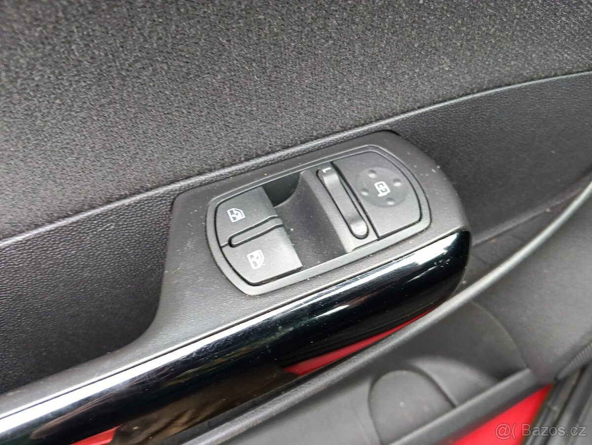 Opel Corsa D 1.4 automat - 15