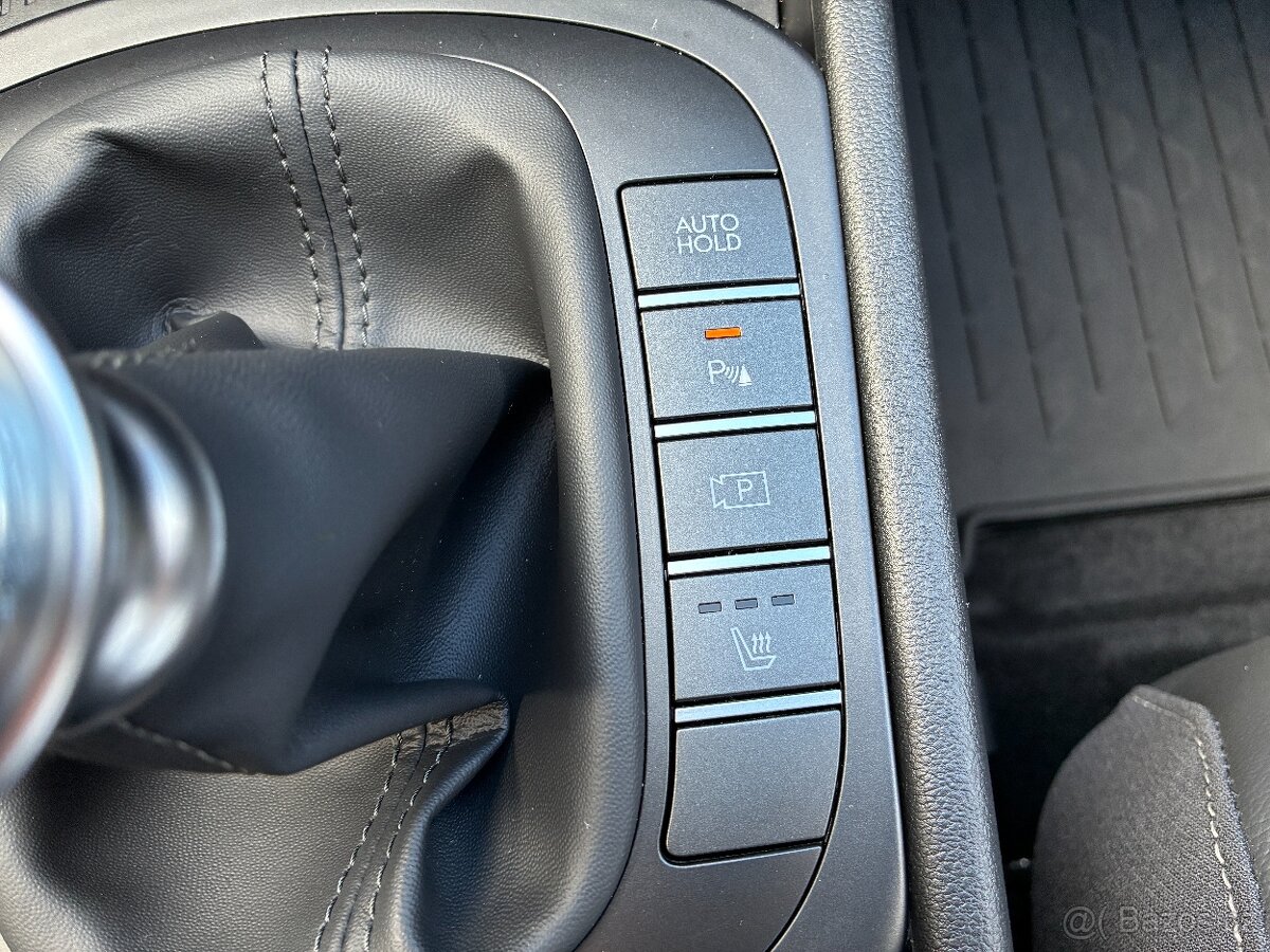 Hyundai Kona 1.6T-GDI 145kW MT STYLE ZÁRUKA DPH - 15