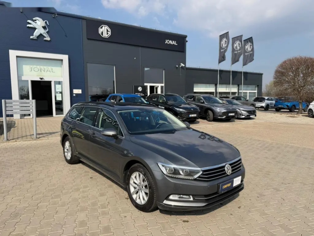 Volkswagen Passat - 15