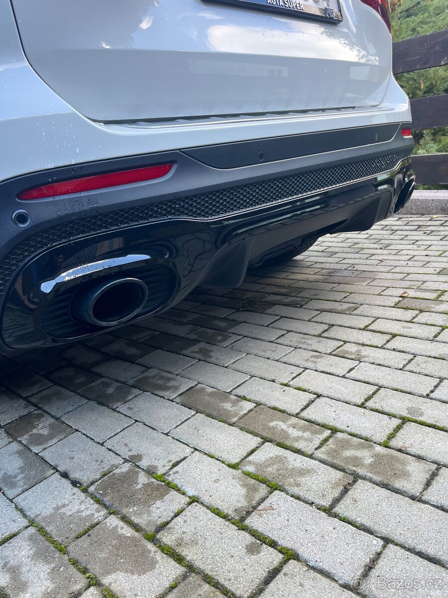 Mercedes Benz GLB 35 AMG 4Matic - 15