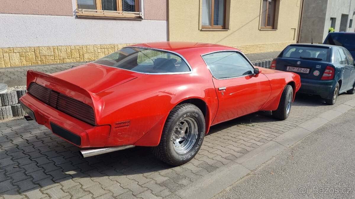 Prodám pontiac firebird esprit 1979 6.6l - 15