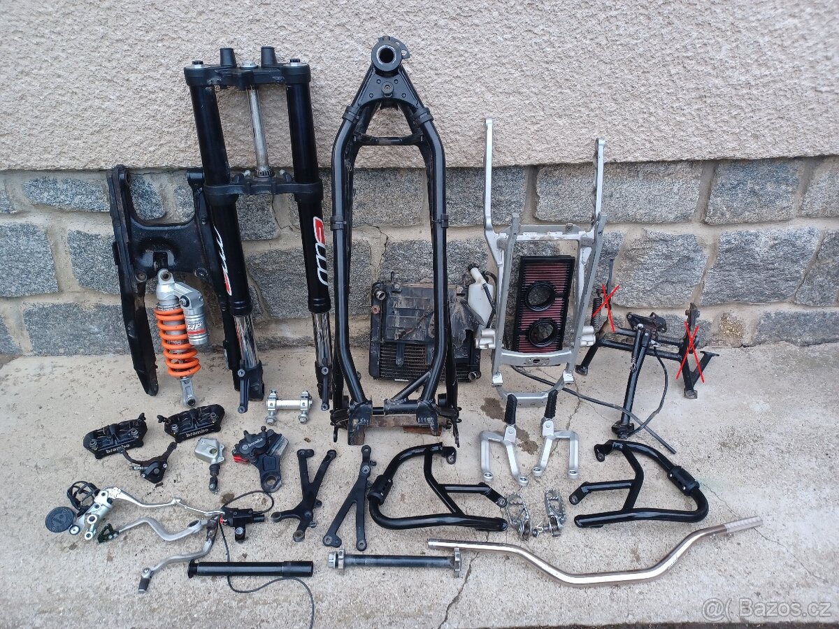 KTM LC8 990 SUPERDUKE a SMT - DOKLADY - 15