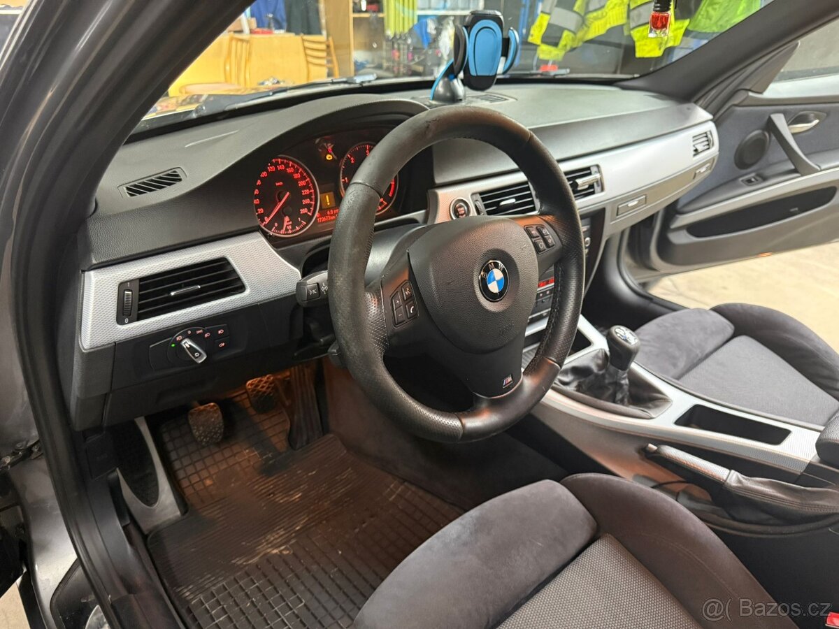 BMW 320D XDRIVE - 15