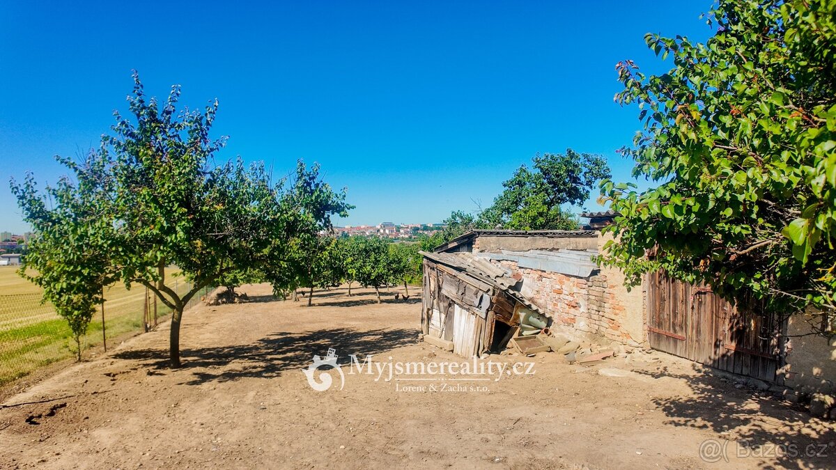 Na prodej pozemek - zahrada 1 132 m² s krásným výhledem + mo - 15