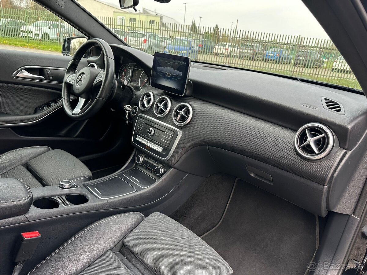 Mercedes-Benz A180d - 15