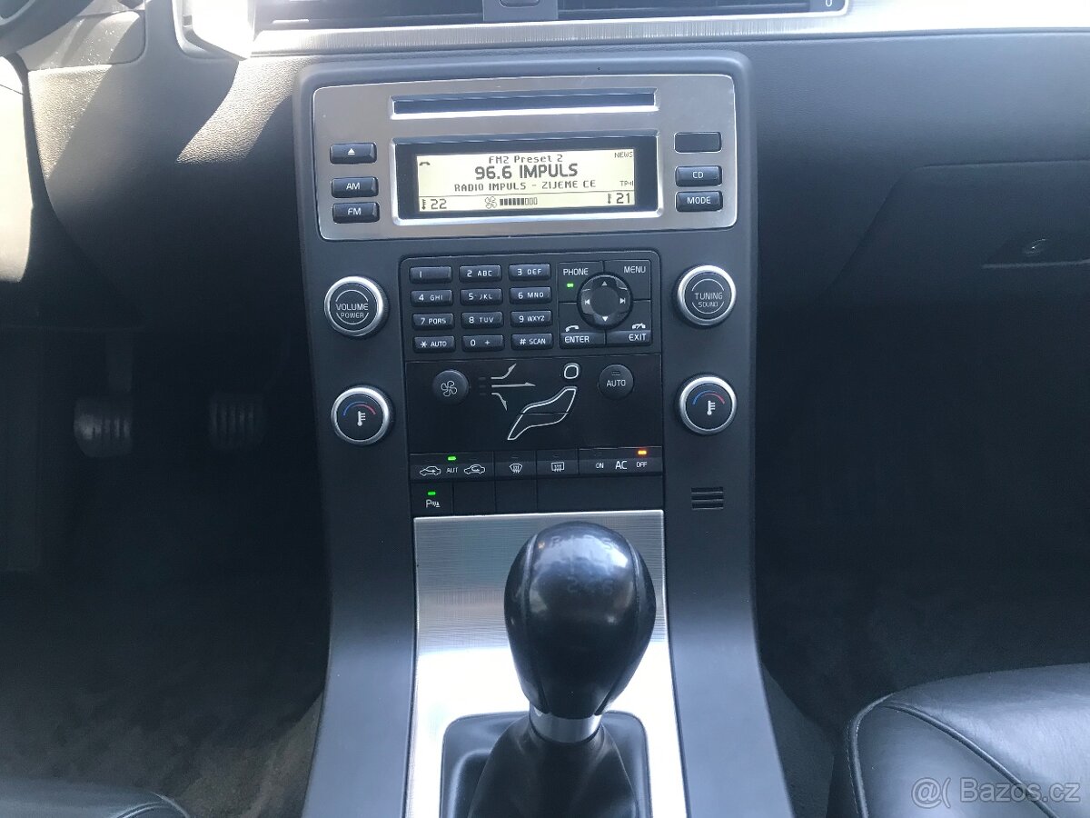 Volvo V70, 2.0 D 100 KW,NAVI,STAV,CENA. - 15