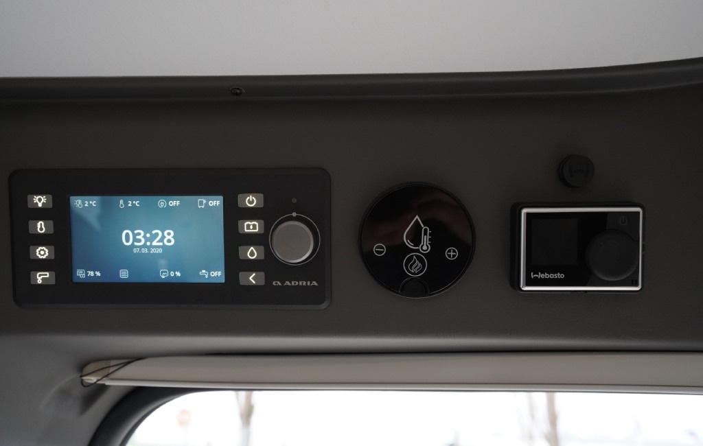 Adria Twin Plus 640 SGX - 15