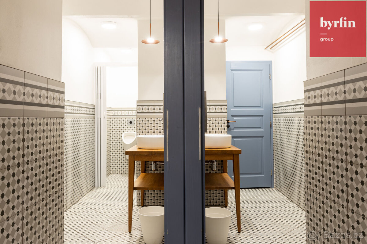 Prodej hotelu ve Vrbně pod Pradědem - 15