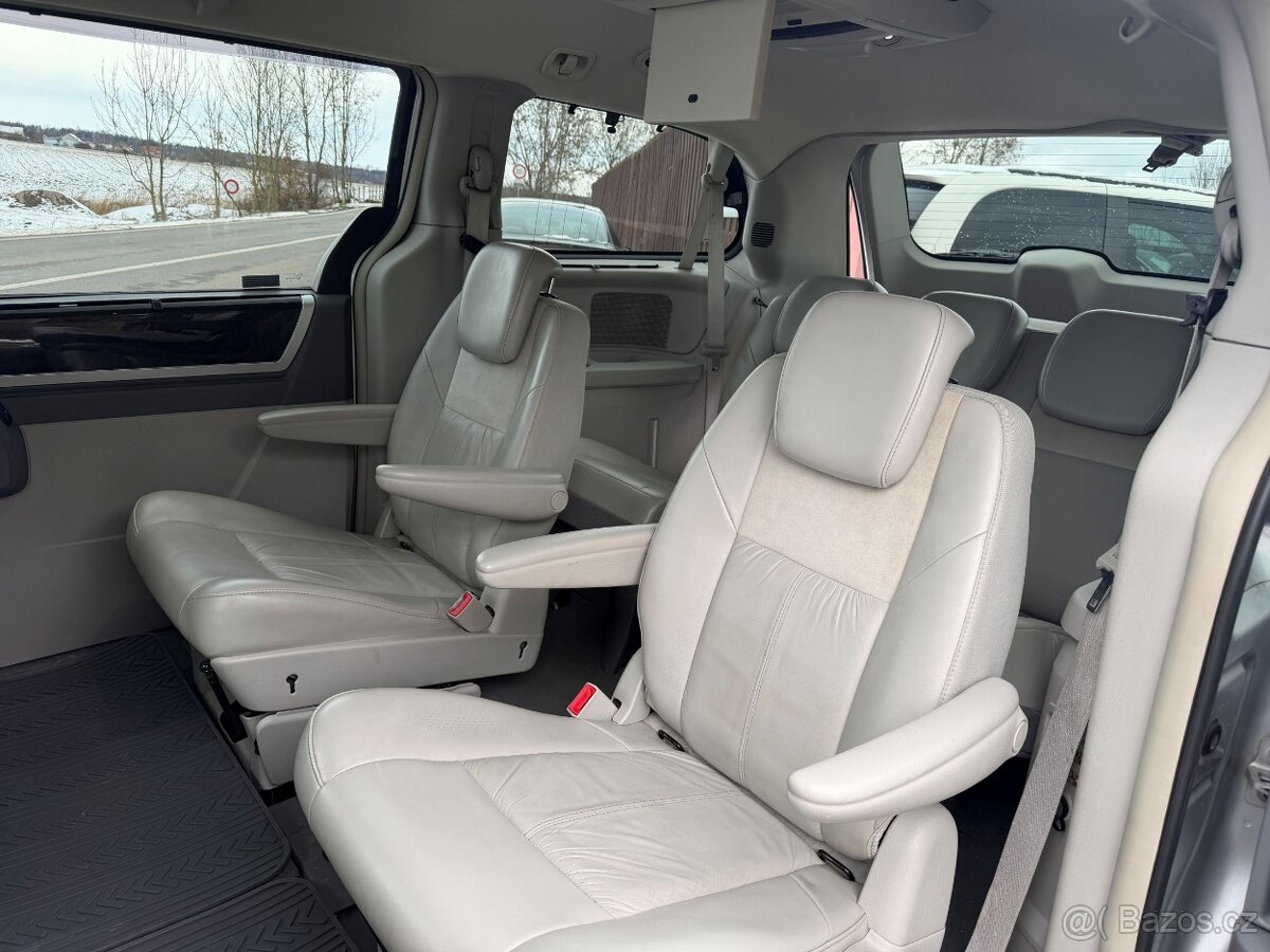 Chrysler Grand Voyager 2,8 CRDi RT DVD Limited 2011 - 15