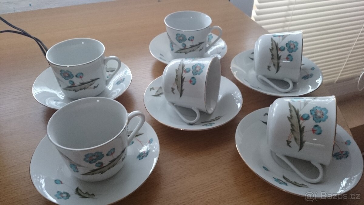 Hrníčky,květináče,popelníky,příbory-zbytky různé,.... - 15