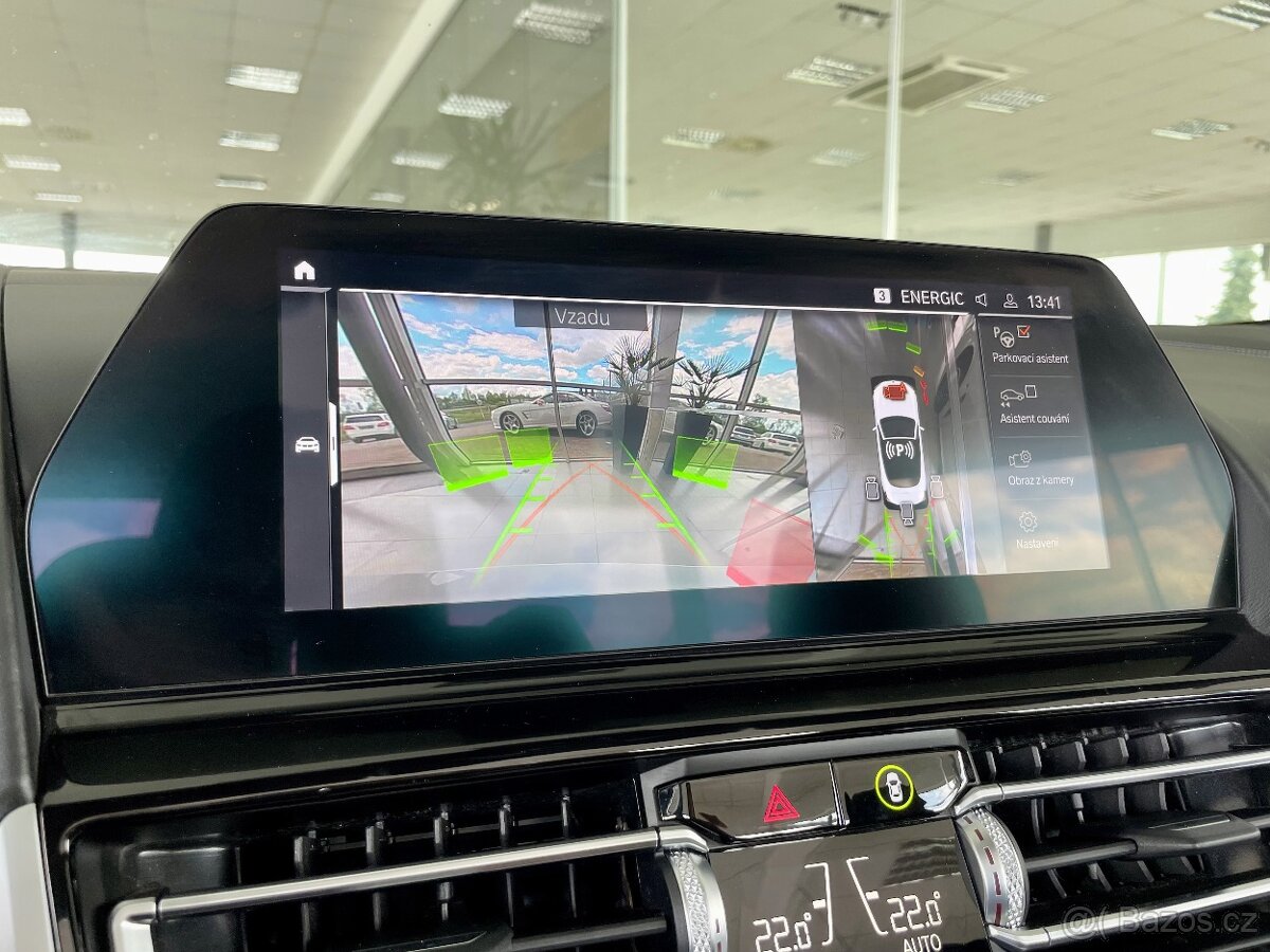 BMW M850i xDrive Cabrio Max.Výbava - 15