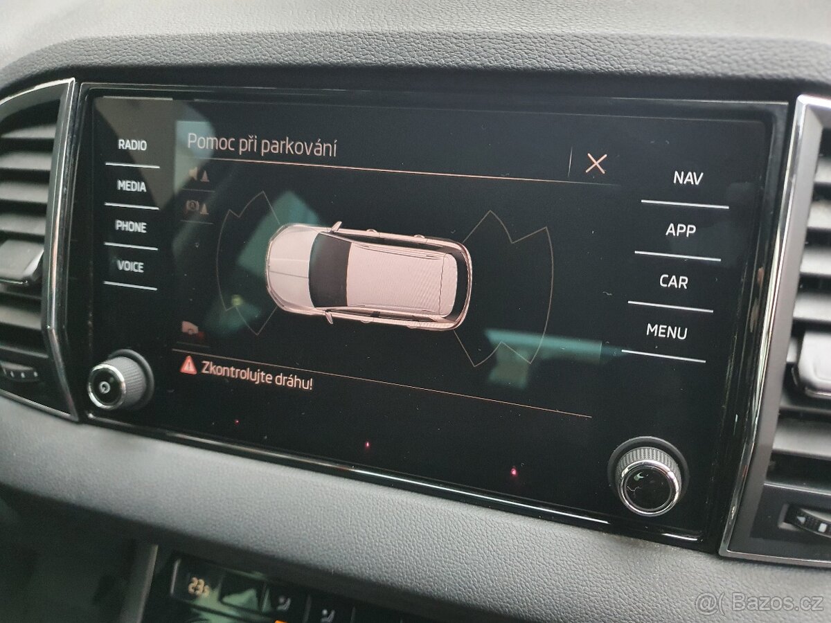 Škoda Karoq 2.0 TDI 85kW 105tkm Full LED - záruka Autodraft - 15