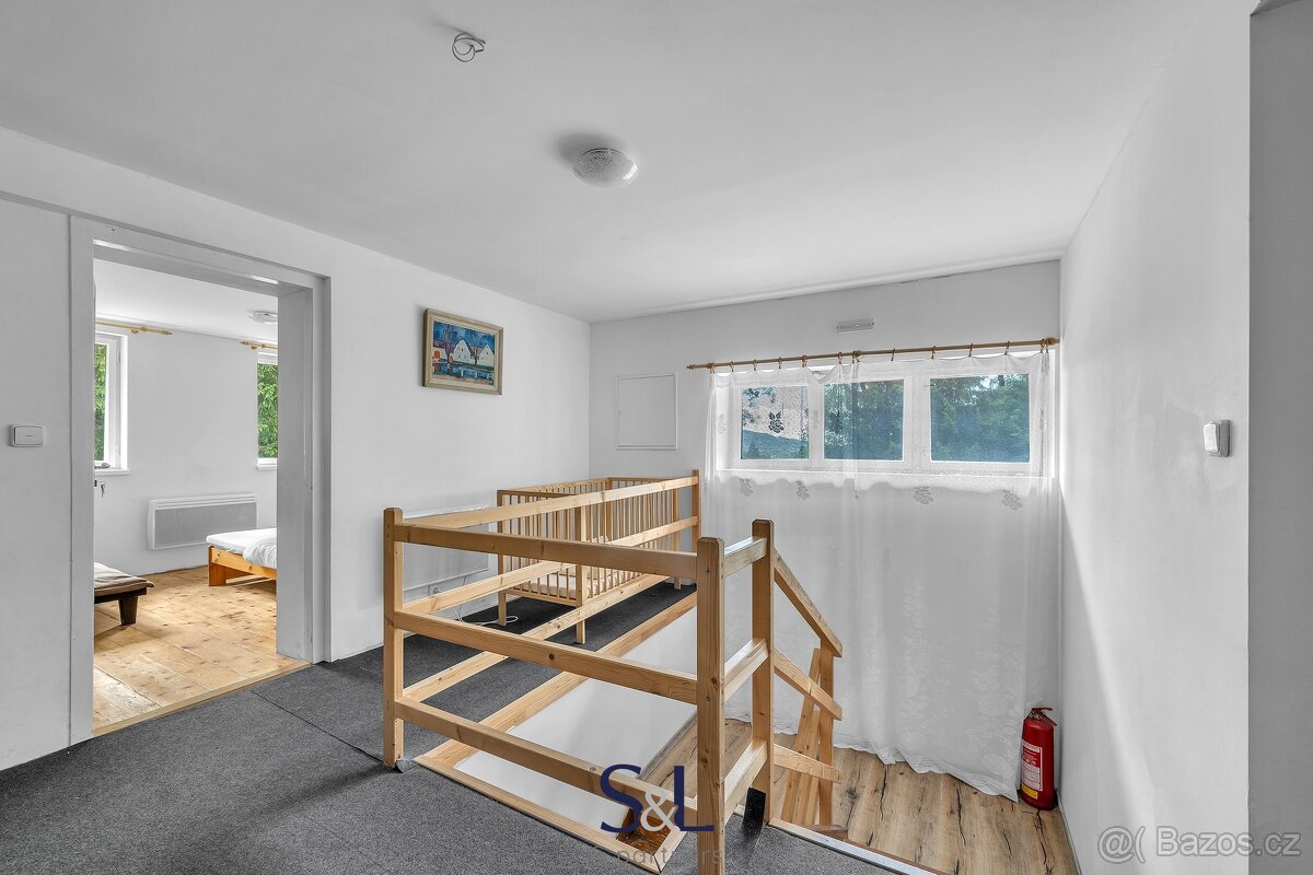 Prodej vícegeneračního domu 538m², zastavěná plocha 507m2, p - 15