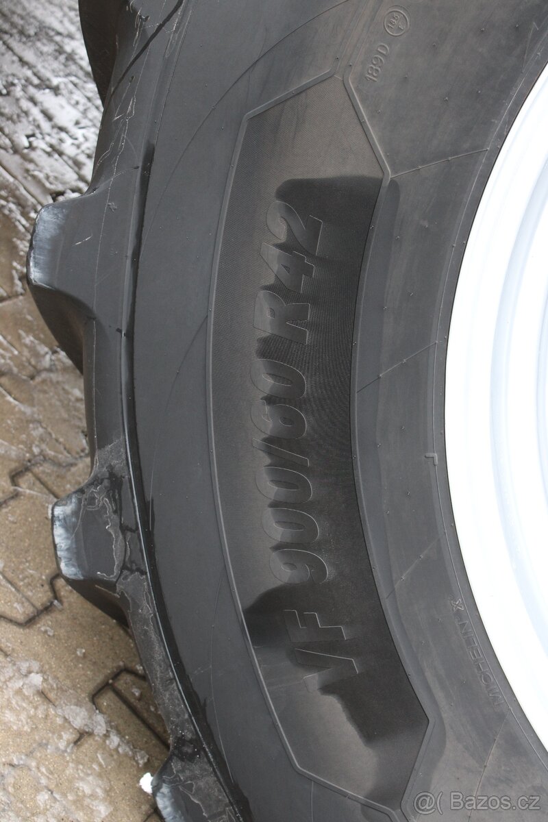 Case MAGNUM 400 - 15