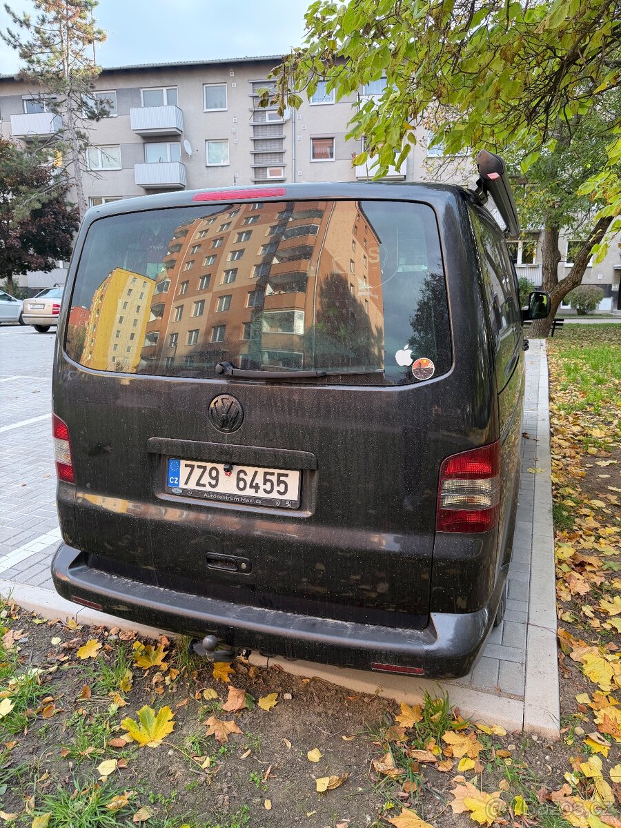 Volkswagen Multivan T5 1.9 TDI 75 kW – výborný stav. - 15