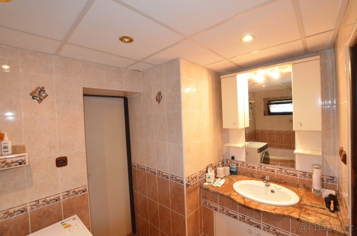 Prodej rodinného domu ve Vlčicích - 15