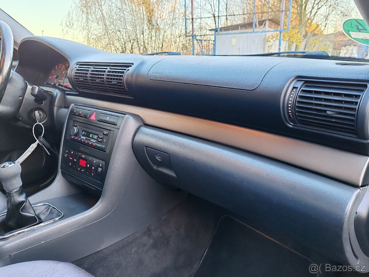 A4 Audi B5 1.8 benzín 92kW rok 1999 YOUNGTIMER - 15