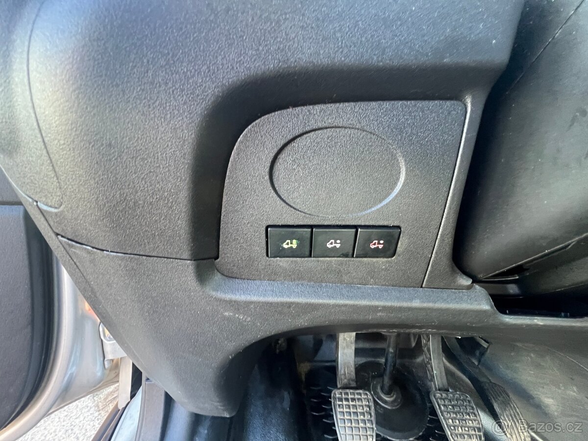 Iveco, 70C18, odtahový speciál, 7 míst, r.v. 2018 - 15