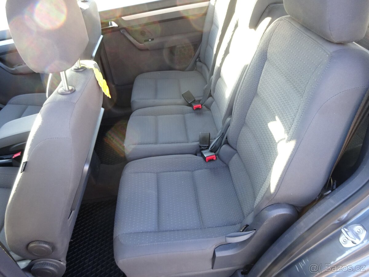 VW Touran 1.9 TDI r.v.2005 (77 kw) 7 míst stk:5/2027 - 15