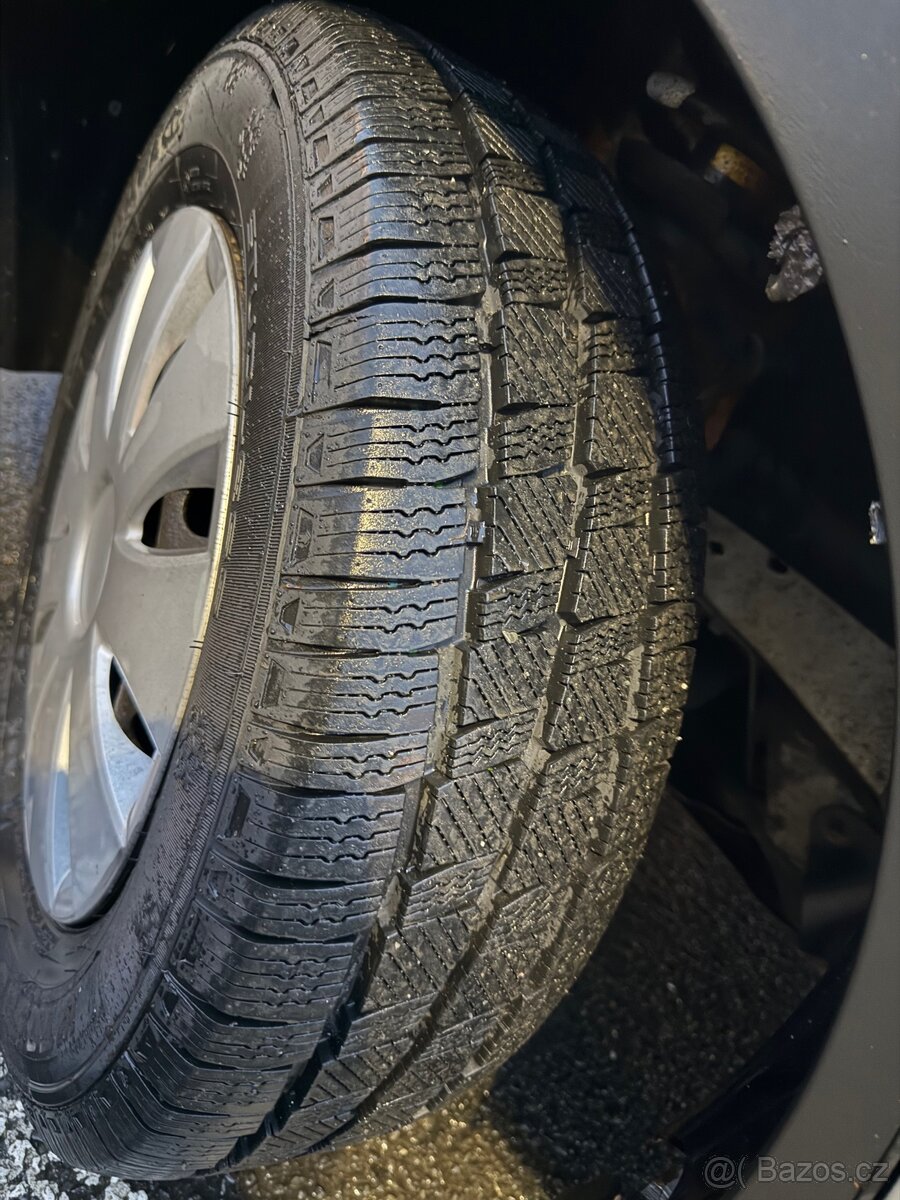 Nisan Primaster 2.5 Avantour 2004r. - 15