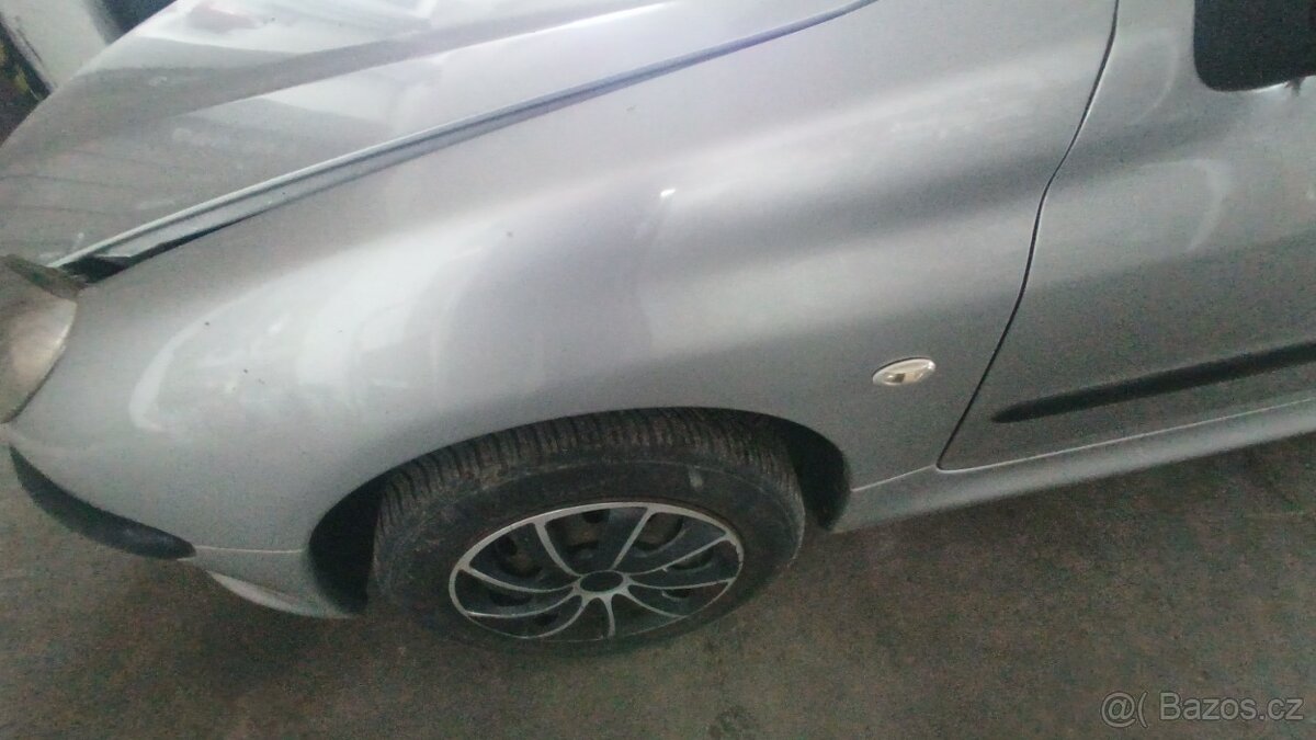 Peugeot 206 - 15