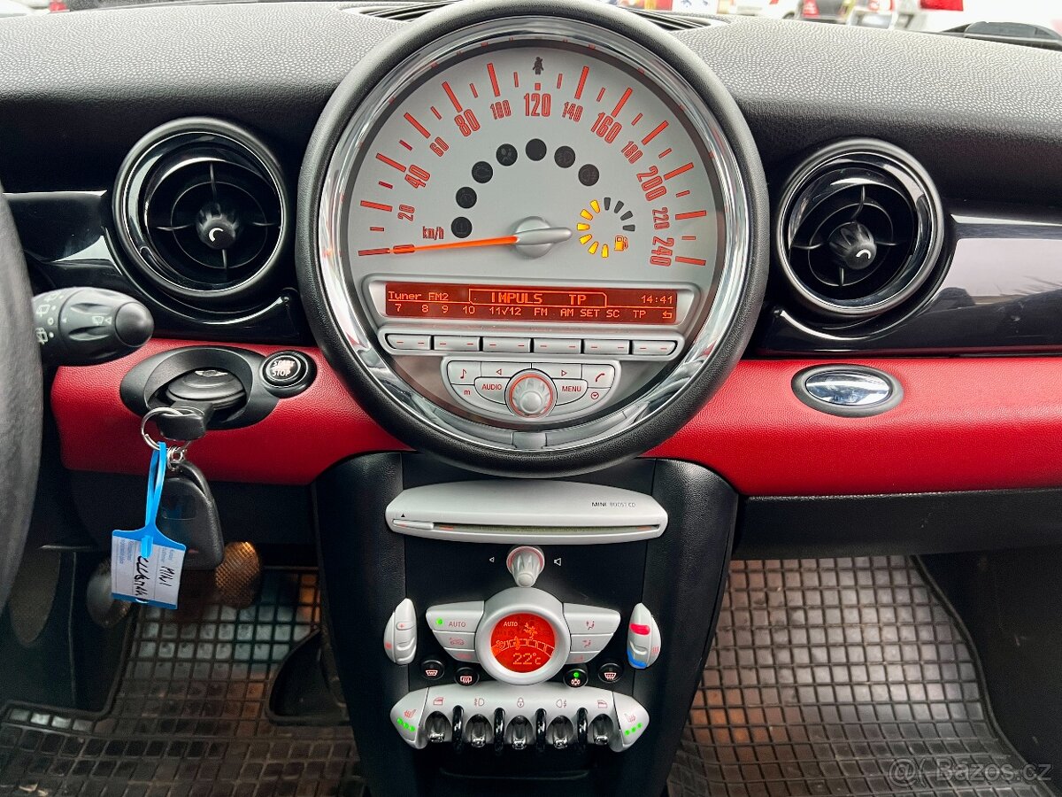 Mini Cooper Clubman 1.6d 80 kW Servis,Stav,Alu - 15