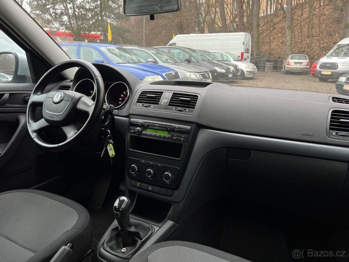 Škoda Yeti 1.8 TSI 118kW 4x4 tažné klima 2012 nové ČR - 15