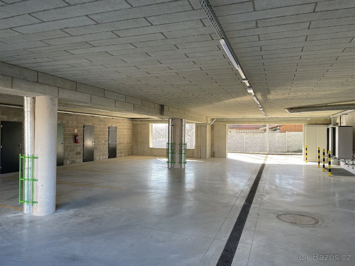 Novostavba 54m2 + terasa 13m2 + parking VACOV - 15