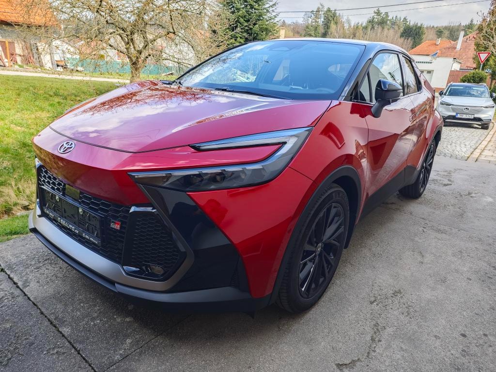 Toyota C-HR GR SPORT 2.0 HEV Hybrid - 15