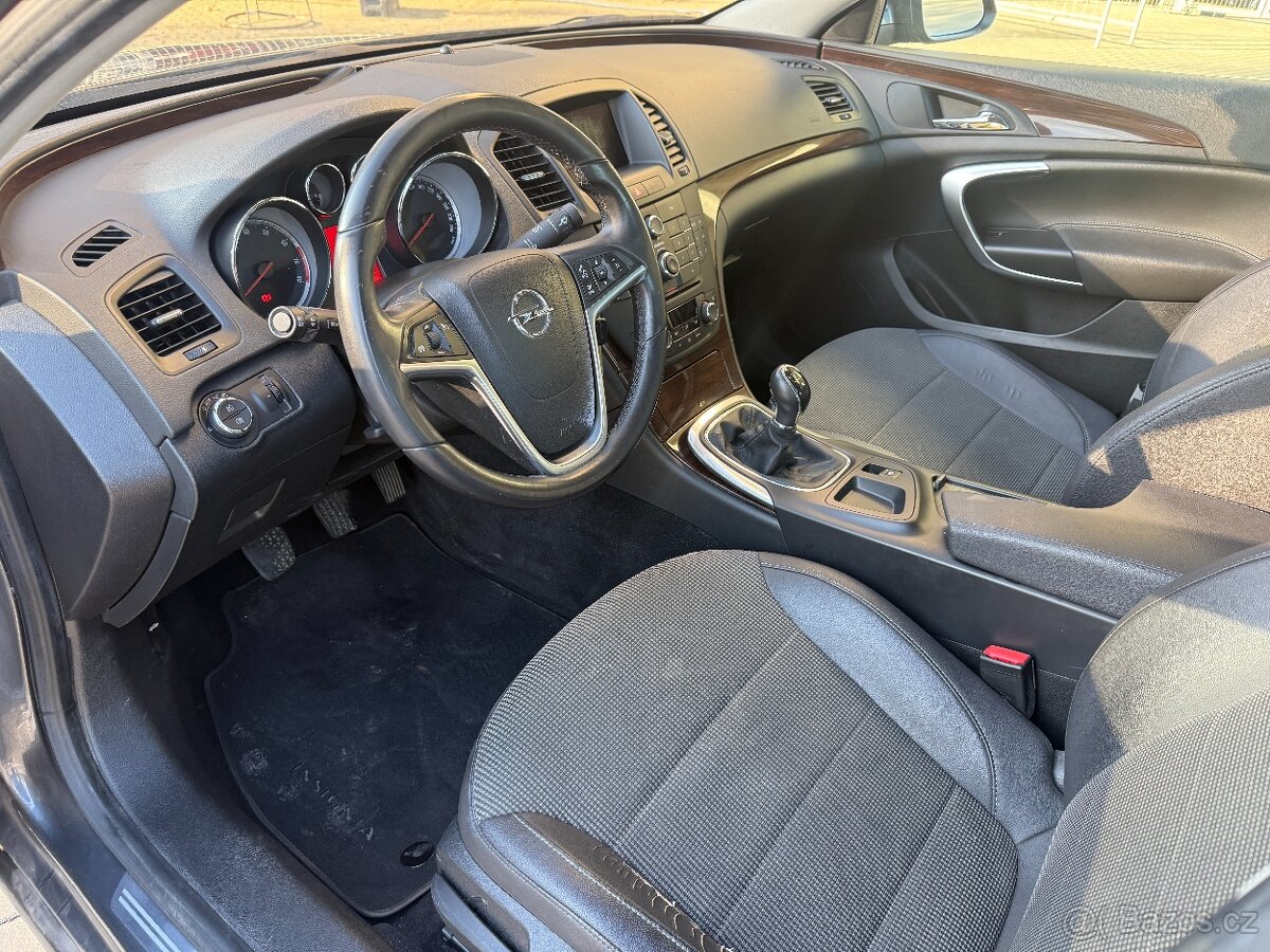 Opel Insignia, 1.6T, 132kw Původ ČR 2.maj. - 15
