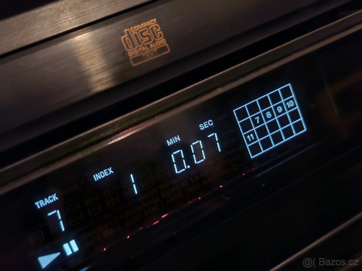 SONY vĕž z vysokých konponentů - 15