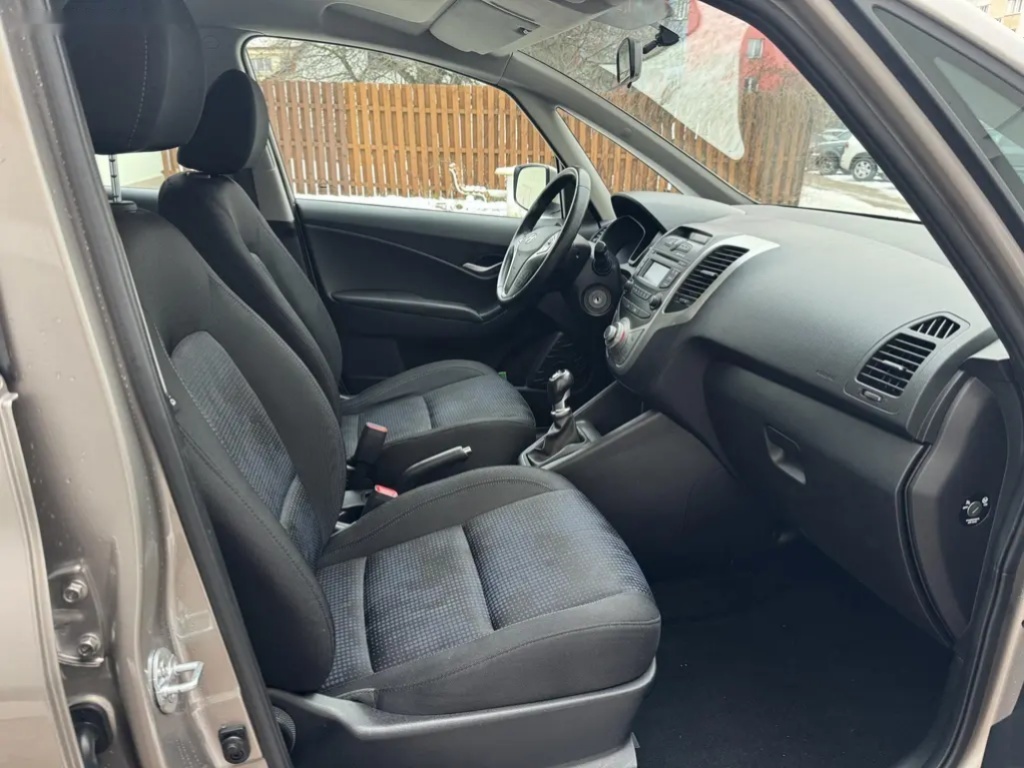 Hyundai ix20, 1.4i 66kW - 15