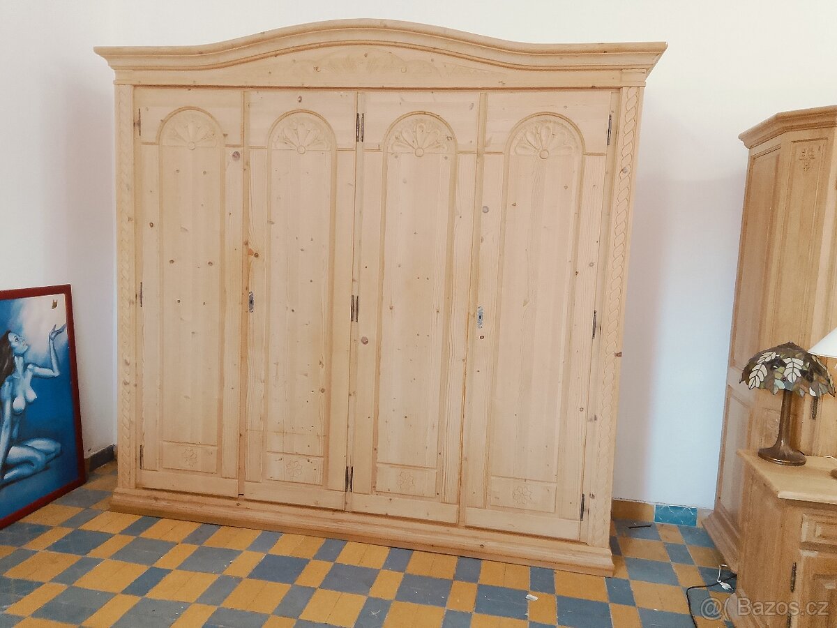 Kompletní dřevěná ložnice VOGLAUER - 15