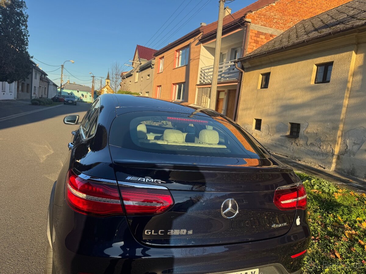 Mercedes Benz 250 Coupe AMG - 15