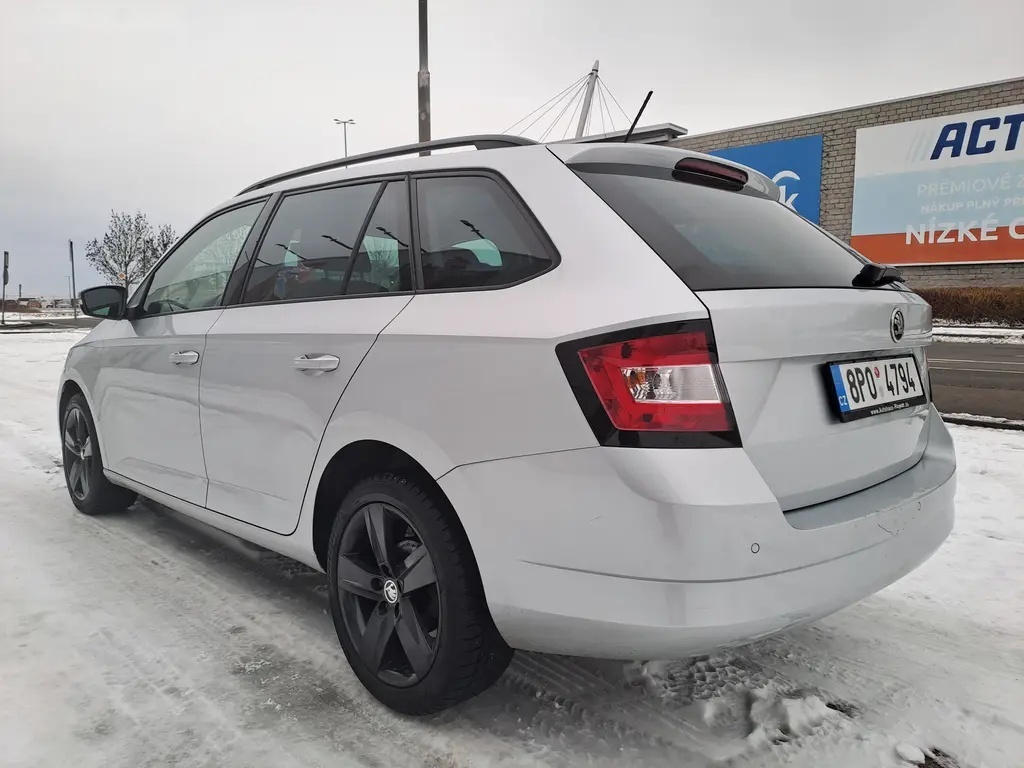 Škoda Fabia, 1.2TSI STYLE+ VELMI PĚKNÁ. - 15