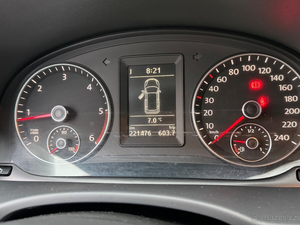 VOLKSWAGEN CADDY MAXI 2,0 TDI-7 MÍST, PARK. SENZORY, NAVI - 15