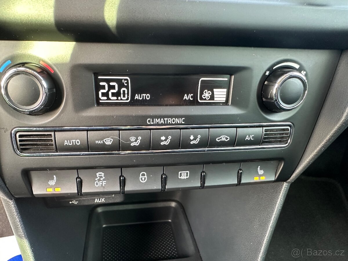 Škoda Rapid 1.2 Tsi 77 kw, style -1 majitel xenony - 15