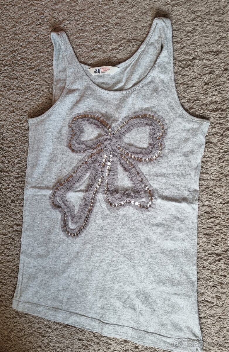 Balíček dívčího znač. obl.18 kusů,věk 12-14 - 15