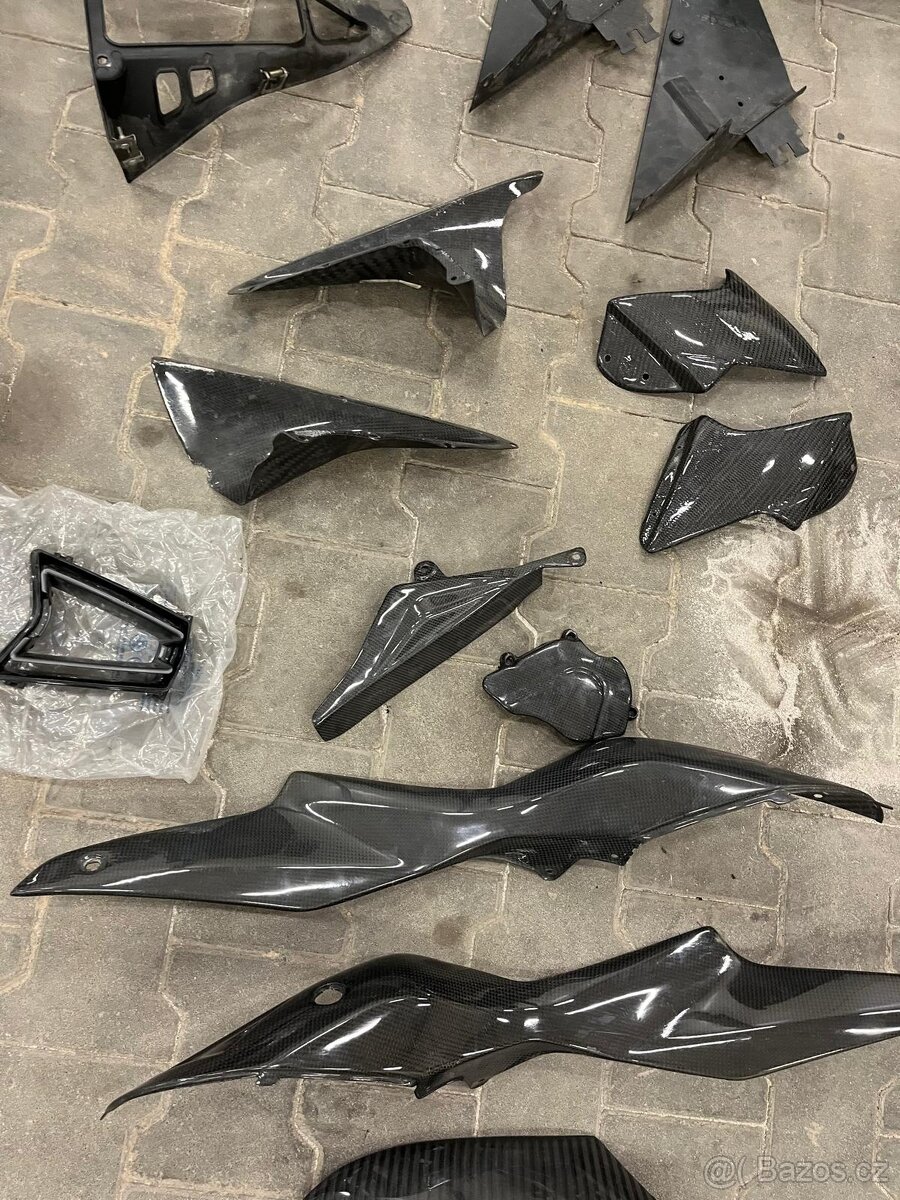 Díly Aprilia RSV1000 - 15