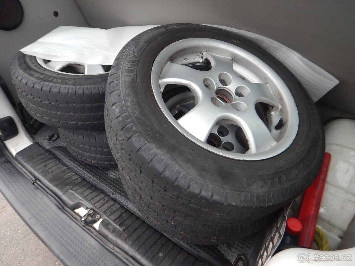 VW Transporter 2.5 TDI, BUS, 9 MÍST, TAŽNÉ - 15